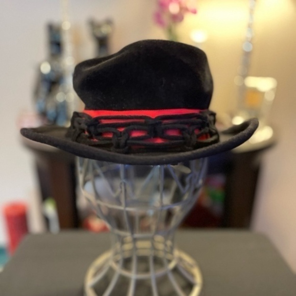 Mr. John vintage black/red wool slouch bowler hat w/red grosgrain/black band 60s